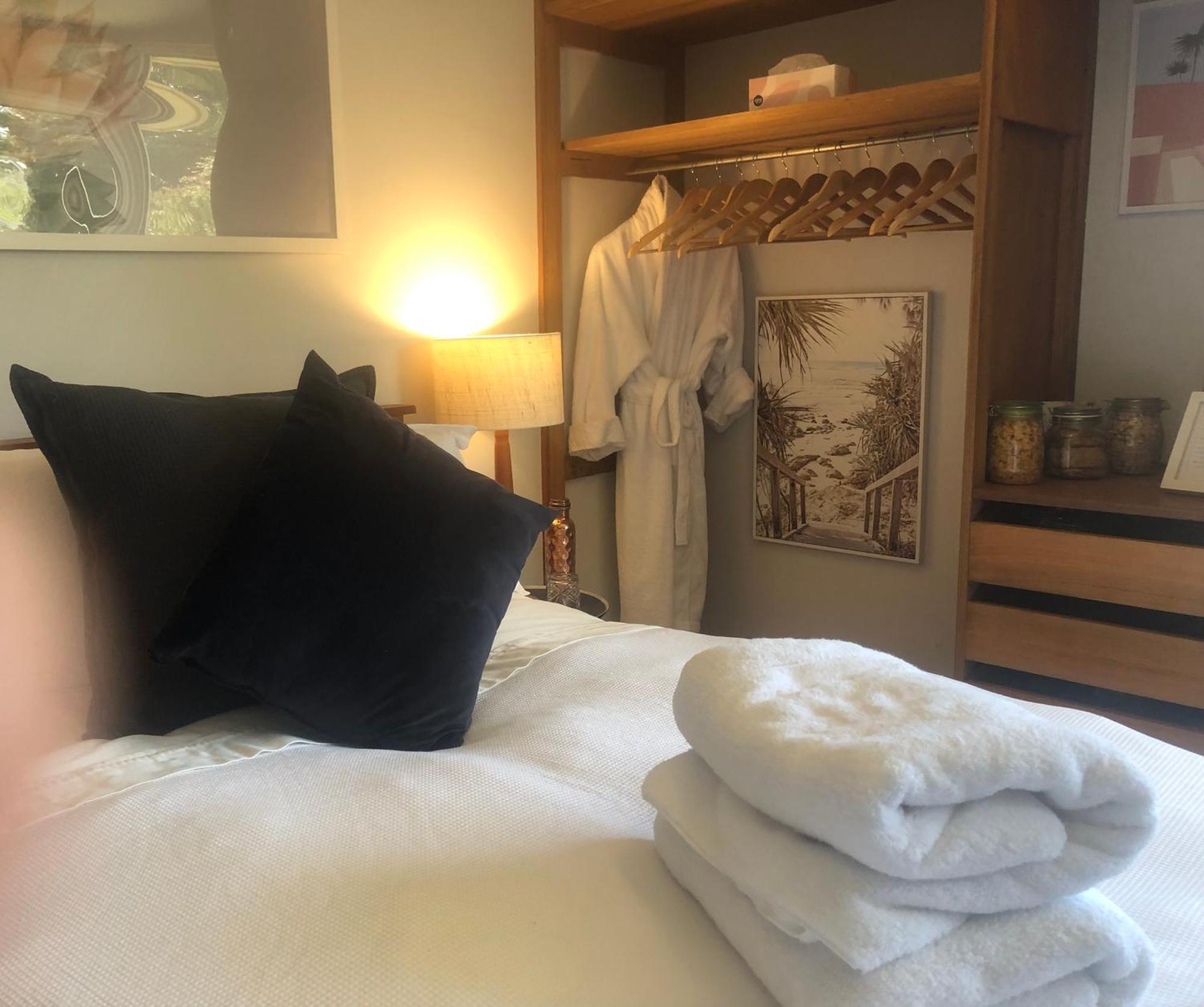 Lovely Budget Vegan Homestay Launceston Exterior foto